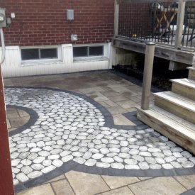 Mixed Stone Backyard Patio